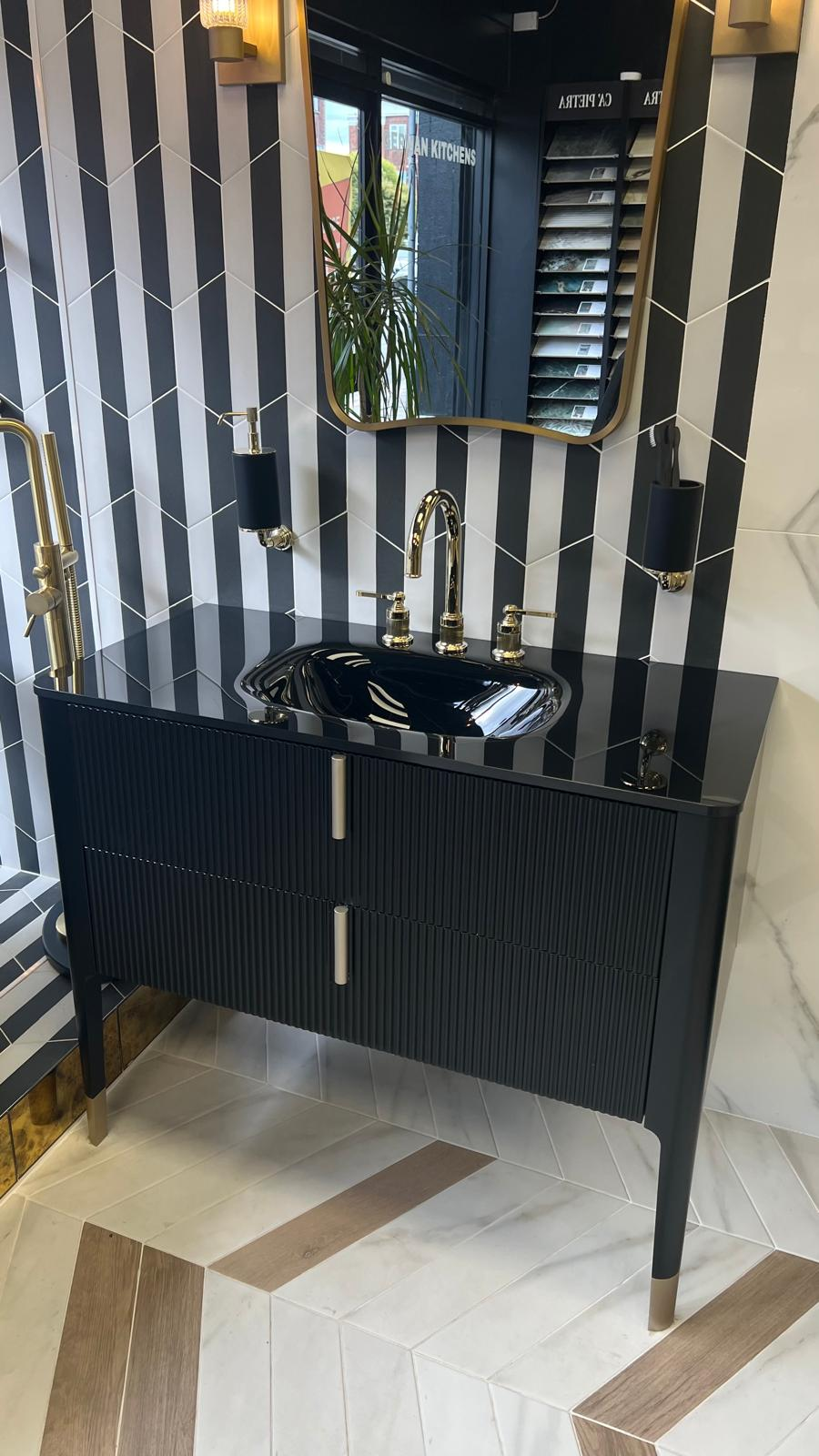 Puntotre 105 cm ex-display vanity unit with a black glass basin and three tap holes